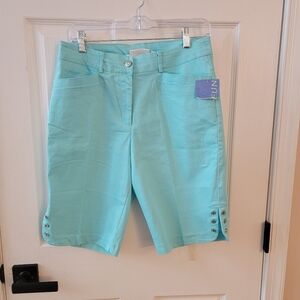 NWT Lulu- B Golf Shorts